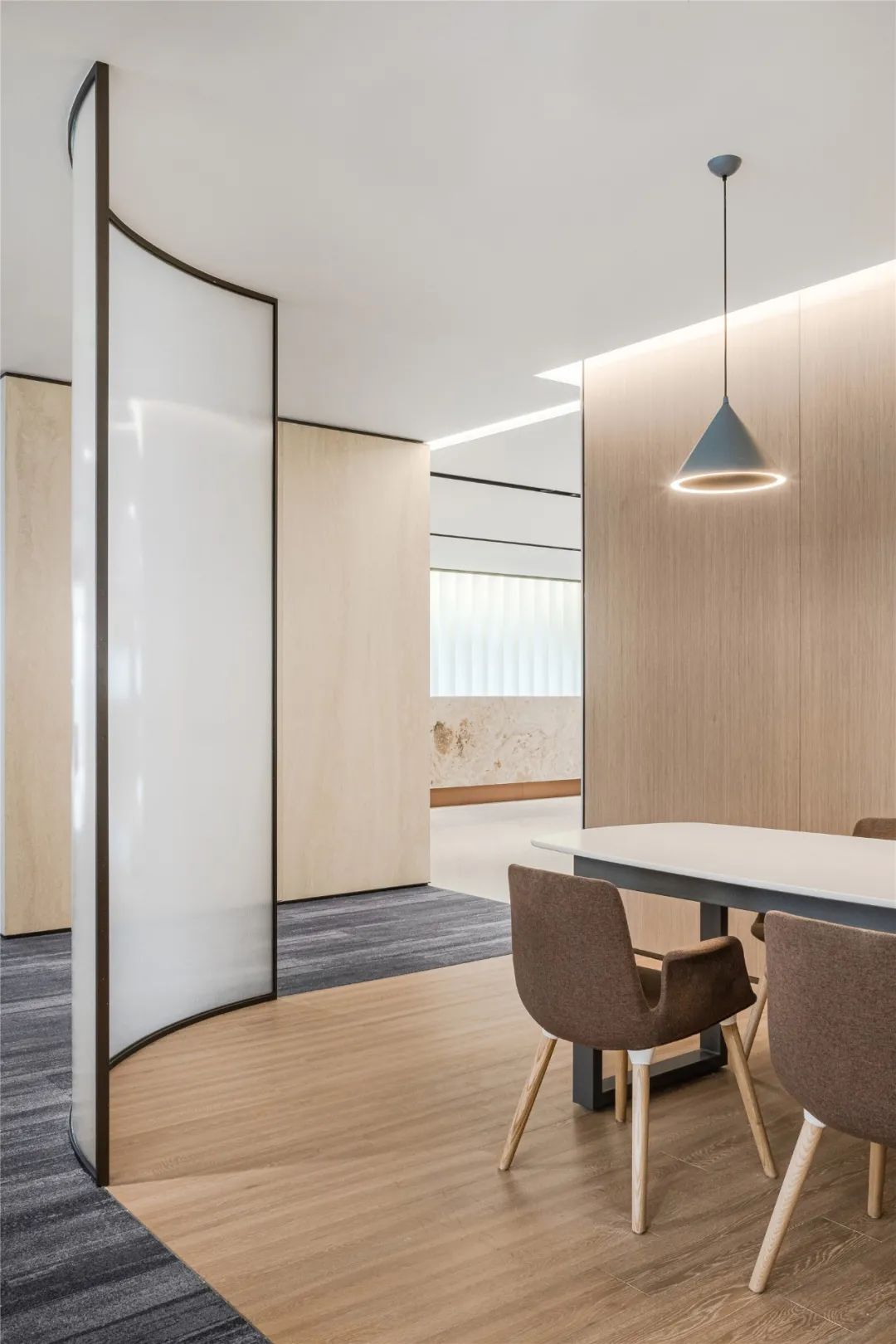 鄭州電商直播公司辦公室裝修設計案例