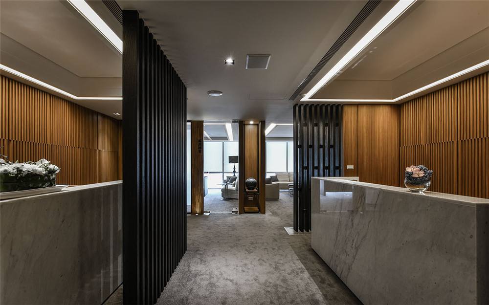 鄭州制造業(yè)集團(tuán)總部辦公室裝修公司設(shè)計(jì)案例