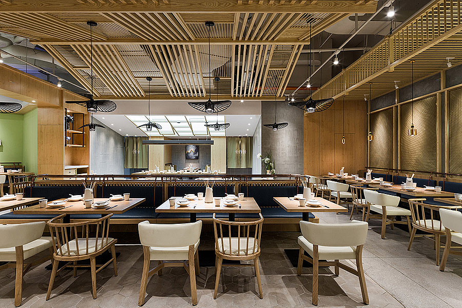 鄭州卅卅紅油串串店裝修公司設計案例