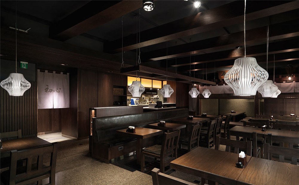 鄭州初心日式餐廳裝修公司設(shè)計案例