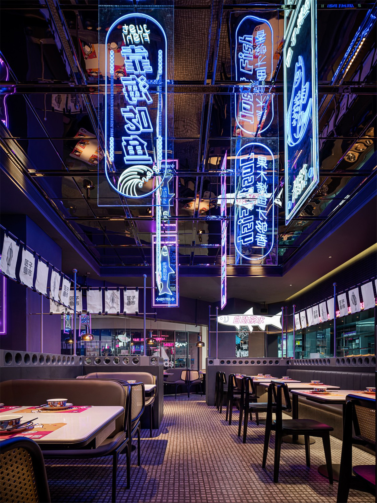 酷酷的霓虹燈復(fù)古港風(fēng)烤魚店裝修設(shè)計(圖7) 9577191_16.jpg