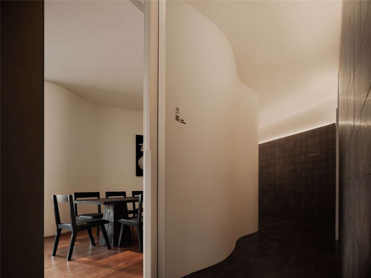 半山川極簡藝術(shù)風(fēng)川菜中餐廳裝修設(shè)計(圖6) 半山川極簡藝術(shù)風(fēng)川菜中餐廳裝修設(shè)計(圖6)