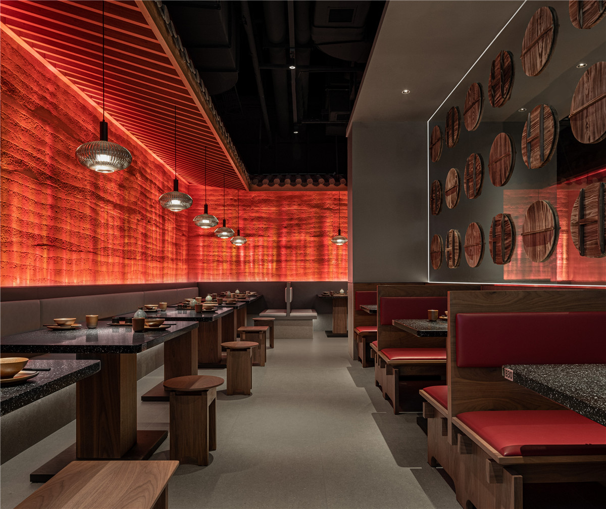 特色主題餐飲設(shè)計(jì)推薦:砂鍋小酒館設(shè)計(jì)(圖4) 特色主題餐飲設(shè)計(jì)推薦:砂鍋小酒館設(shè)計(jì)(圖4)