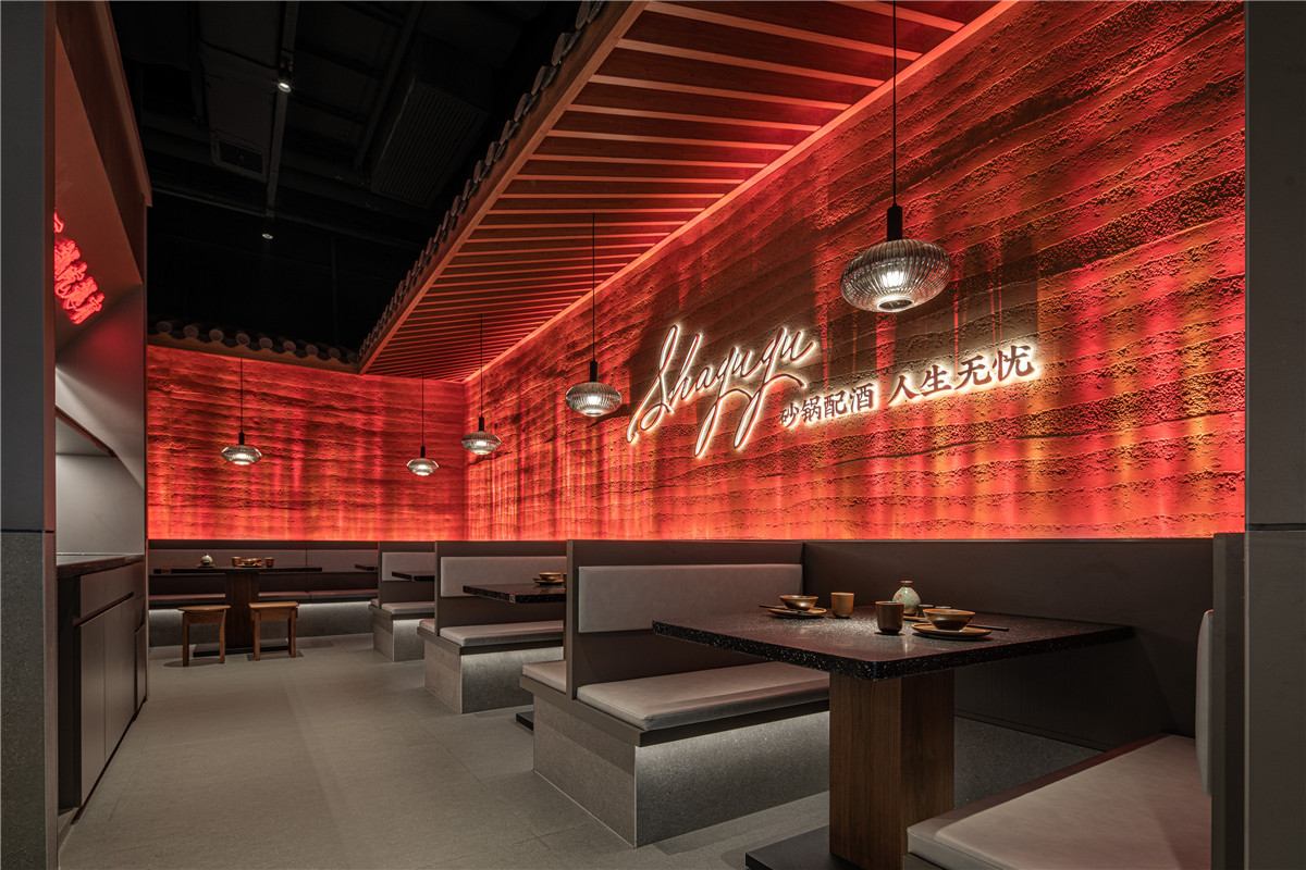 特色主題餐飲設(shè)計(jì)推薦:砂鍋小酒館設(shè)計(jì)(圖5) 特色主題餐飲設(shè)計(jì)推薦:砂鍋小酒館設(shè)計(jì)(圖5)