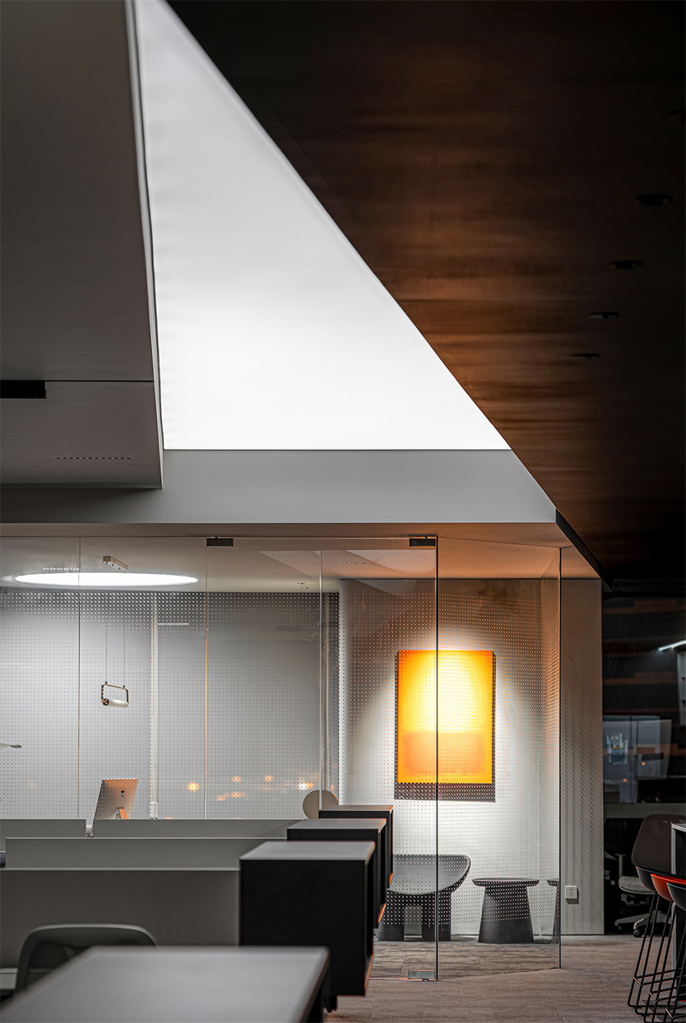 POLY VOLY時尚品牌辦公室裝修設計方案(圖2) 1 (9).jpg