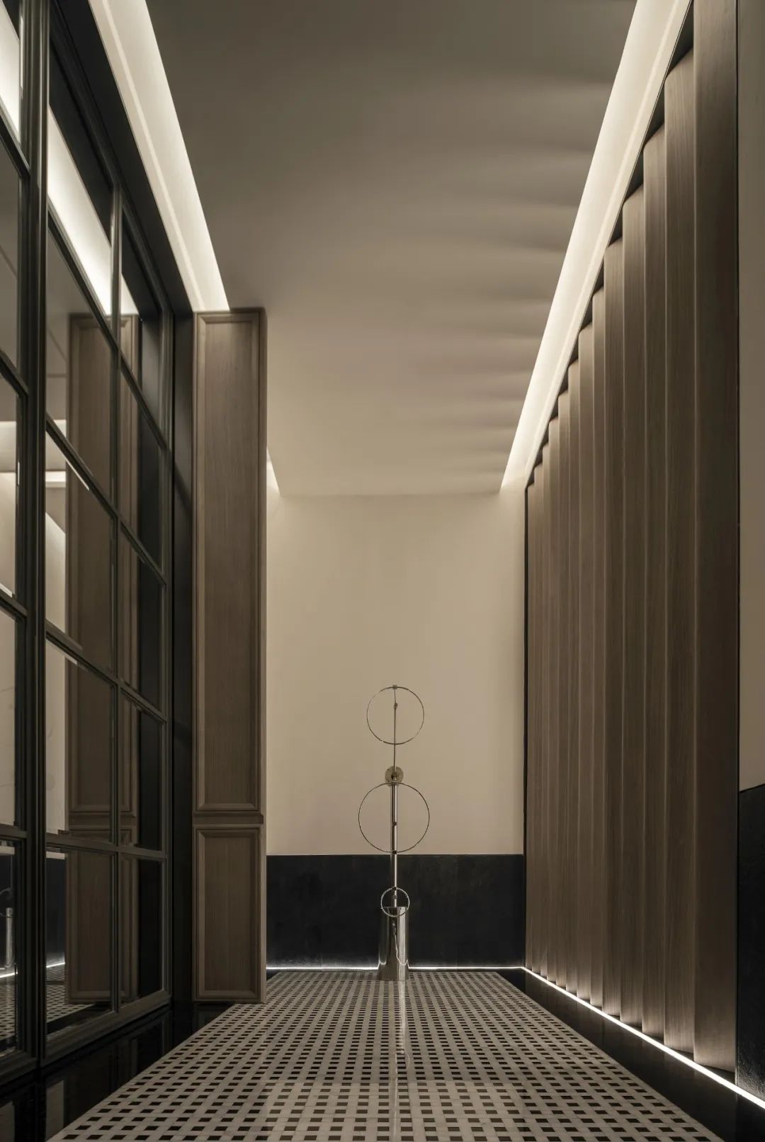 鄭州中餐廳設(shè)計(jì)推薦璞玉高端餐飲裝修方案(圖2) 鄭州中餐廳設(shè)計(jì)推薦璞玉高端餐飲裝修方案(圖2)