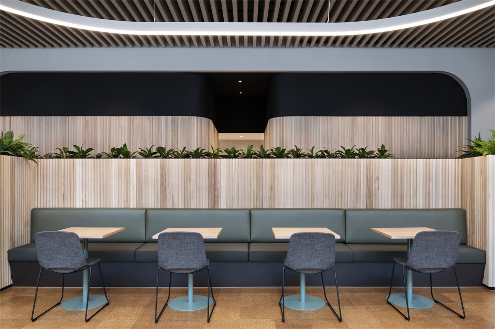 鄭州辦公室設(shè)計(jì)公司W(wǎng)aterman Eastland 聯(lián)合辦公設(shè)計(jì)案例分享(圖7) 圖片 (7).jpg