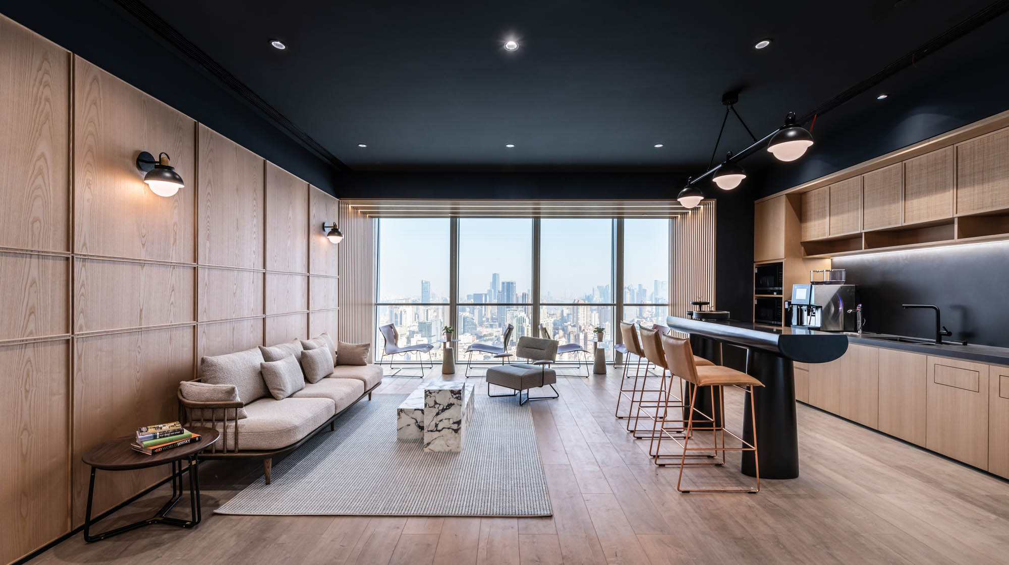 鄭州辦公室裝修公司帝亞吉歐總部辦公設計案例(圖4) 鄭州辦公室裝修公司帝亞吉歐總部辦公設計案例(圖4)