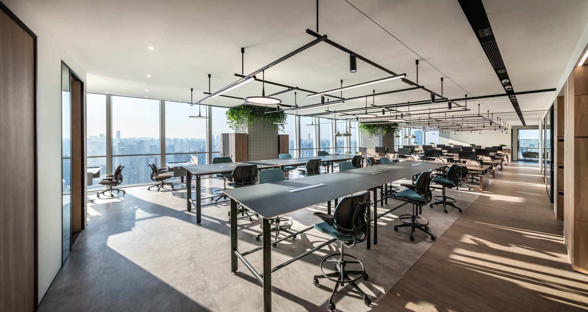 鄭州辦公室裝修公司帝亞吉歐總部辦公設計案例(圖8) DM_20220728153923_008.jpg