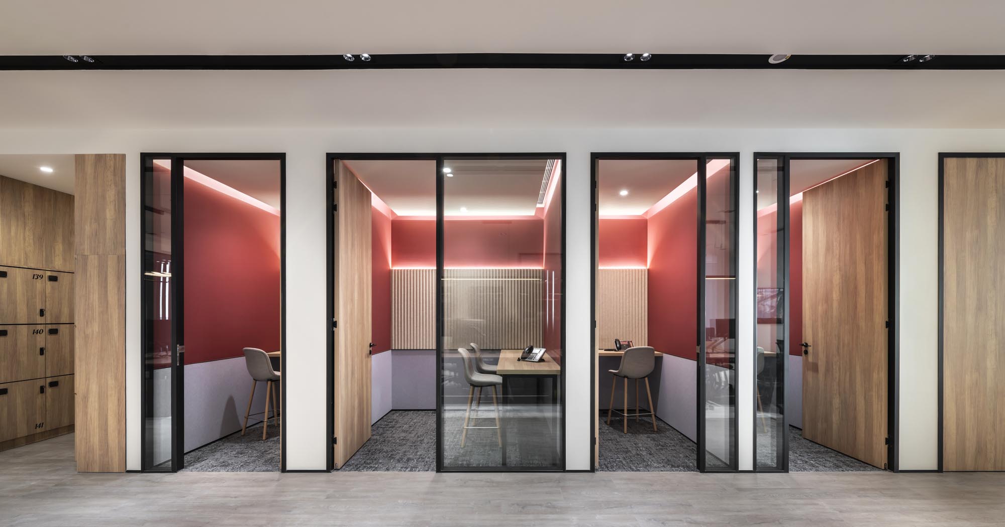 鄭州辦公室裝修公司帝亞吉歐總部辦公設計案例(圖12) 鄭州辦公室裝修公司帝亞吉歐總部辦公設計案例(圖12)