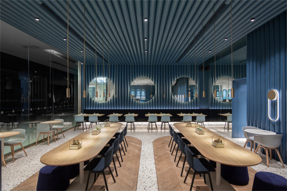 鄭州餐廳裝修公司gaga鮮語餐飲空間設(shè)計(jì)案例(圖6) DM_20220802143324_005.jpg