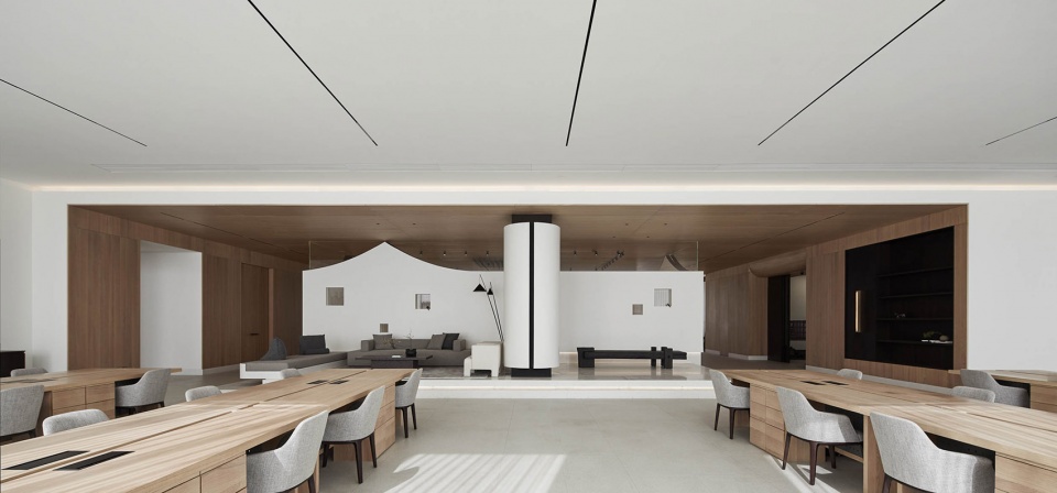 鄭州辦公室設(shè)計(jì)公司推薦行與形辦公室裝修案例(圖4) 鄭州辦公室設(shè)計(jì)公司推薦行與形辦公室裝修案例(圖4)