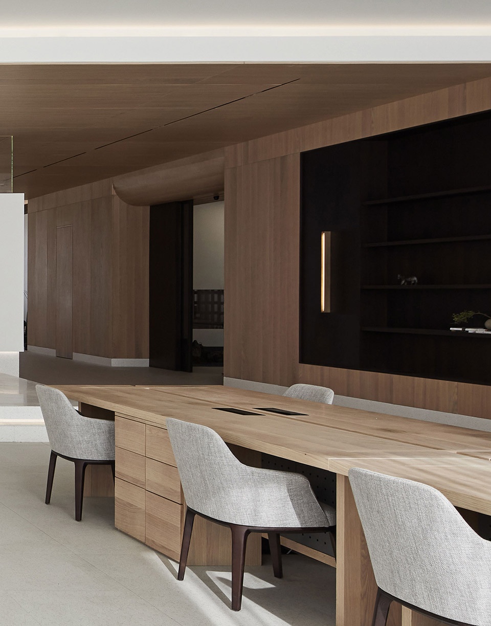 鄭州辦公室設(shè)計(jì)公司推薦行與形辦公室裝修案例(圖9) 鄭州辦公室設(shè)計(jì)公司推薦行與形辦公室裝修案例(圖9)