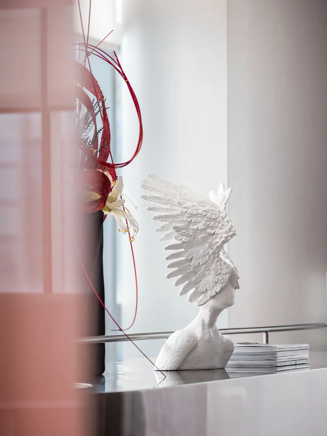 化妝品辦公室設(shè)計推薦超現(xiàn)實美妝研究所裝修案例(圖14) 化妝品辦公室設(shè)計推薦超現(xiàn)實美妝研究所裝修案例(圖14)