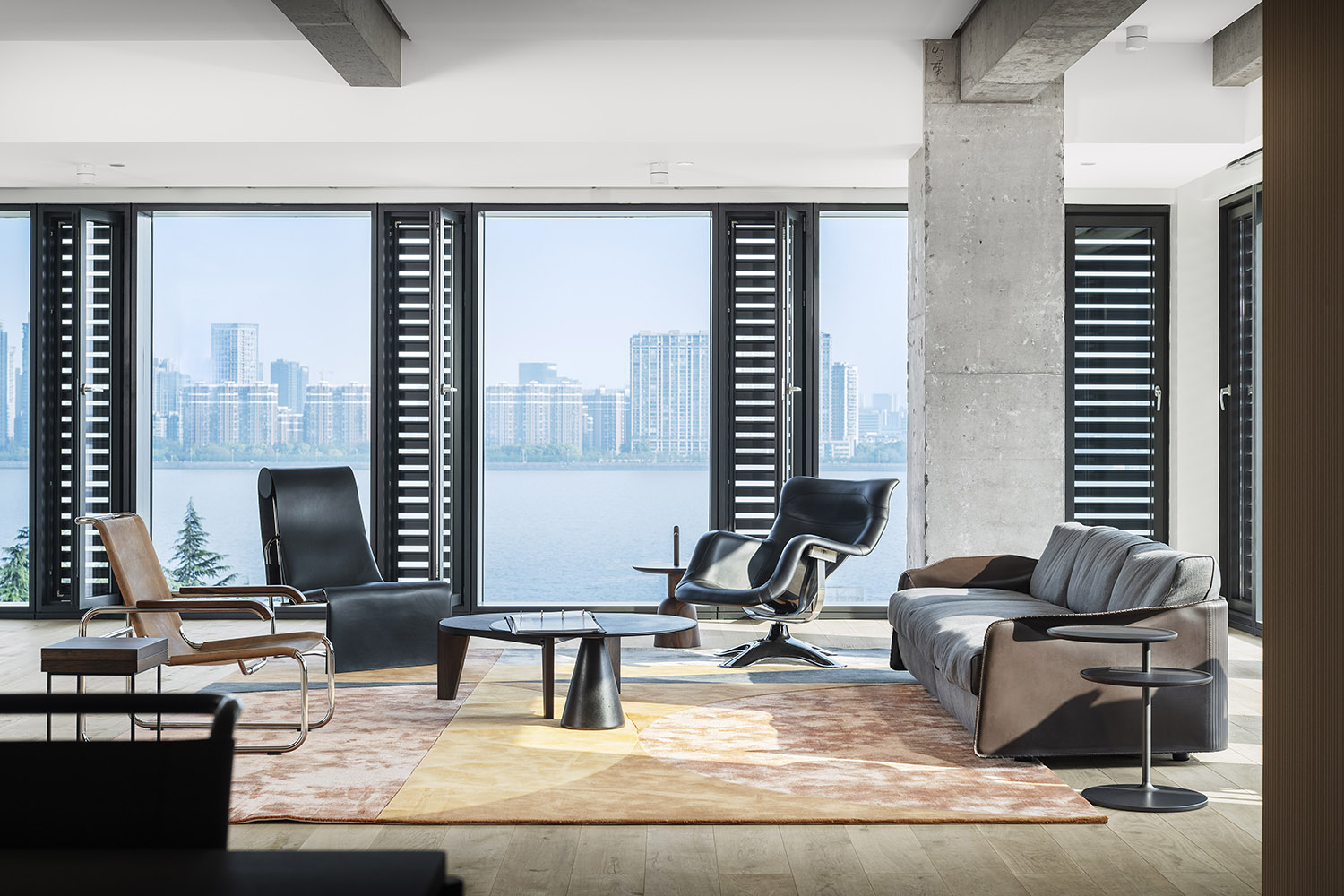 鄭州辦公室設(shè)計(jì)公司推薦凌笛辦公空間裝修案例(圖1) hzldbgs-1.jpg