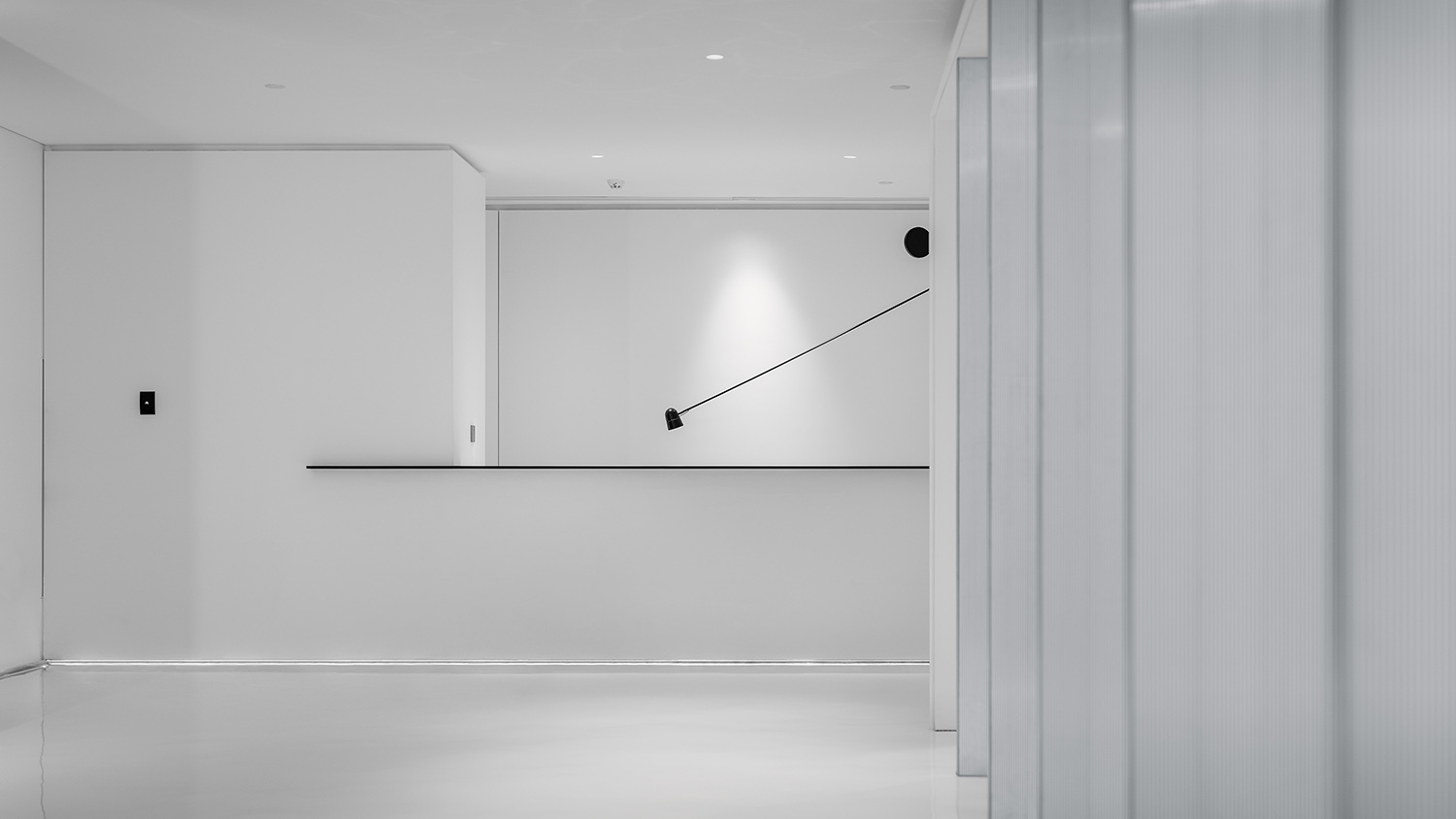 鄭州辦公室設(shè)計(jì)公司推薦凌笛辦公空間裝修案例(圖6) hzldbgs-9.jpg