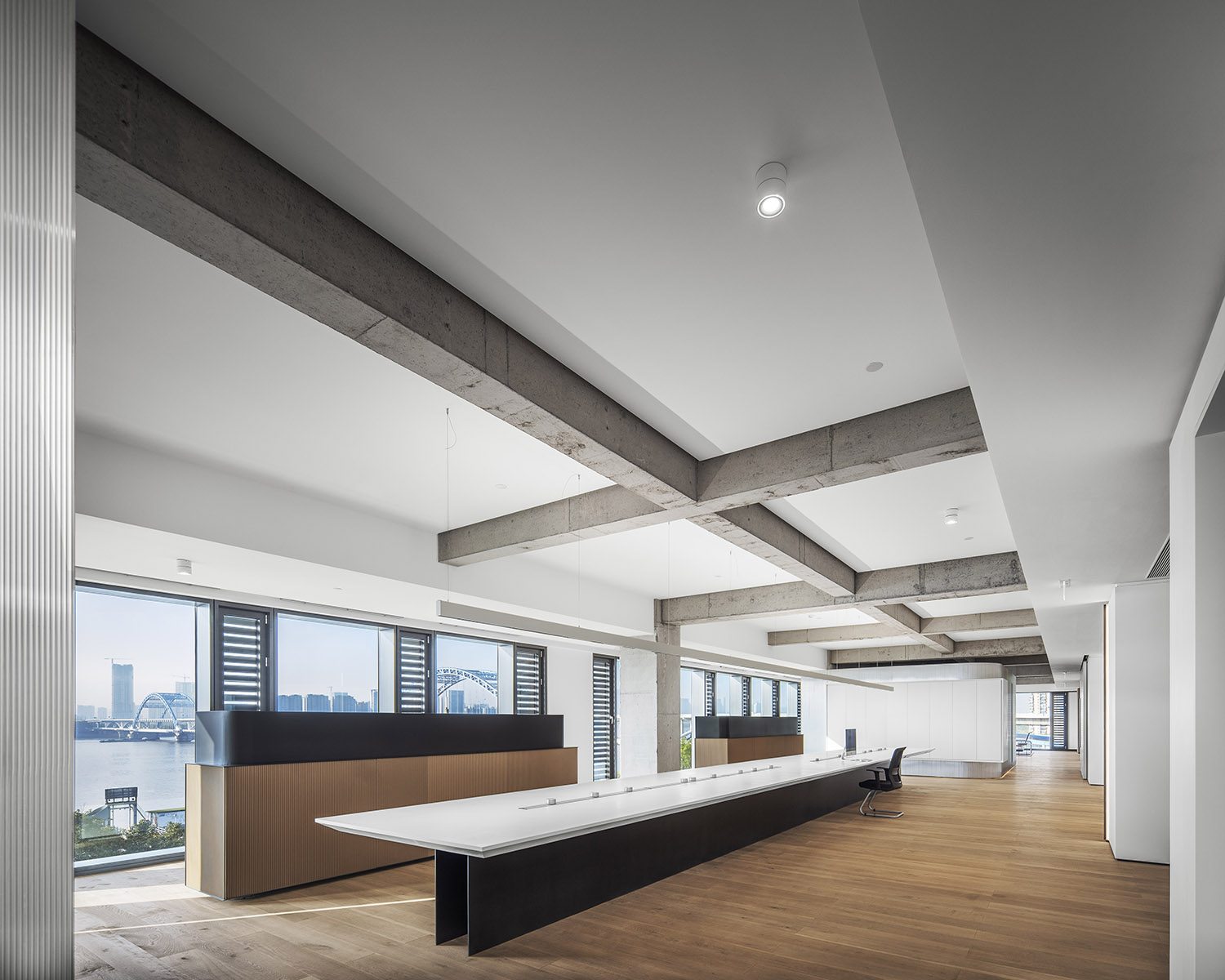 鄭州辦公室設(shè)計(jì)公司推薦凌笛辦公空間裝修案例(圖7) hzldbgs-10.jpg