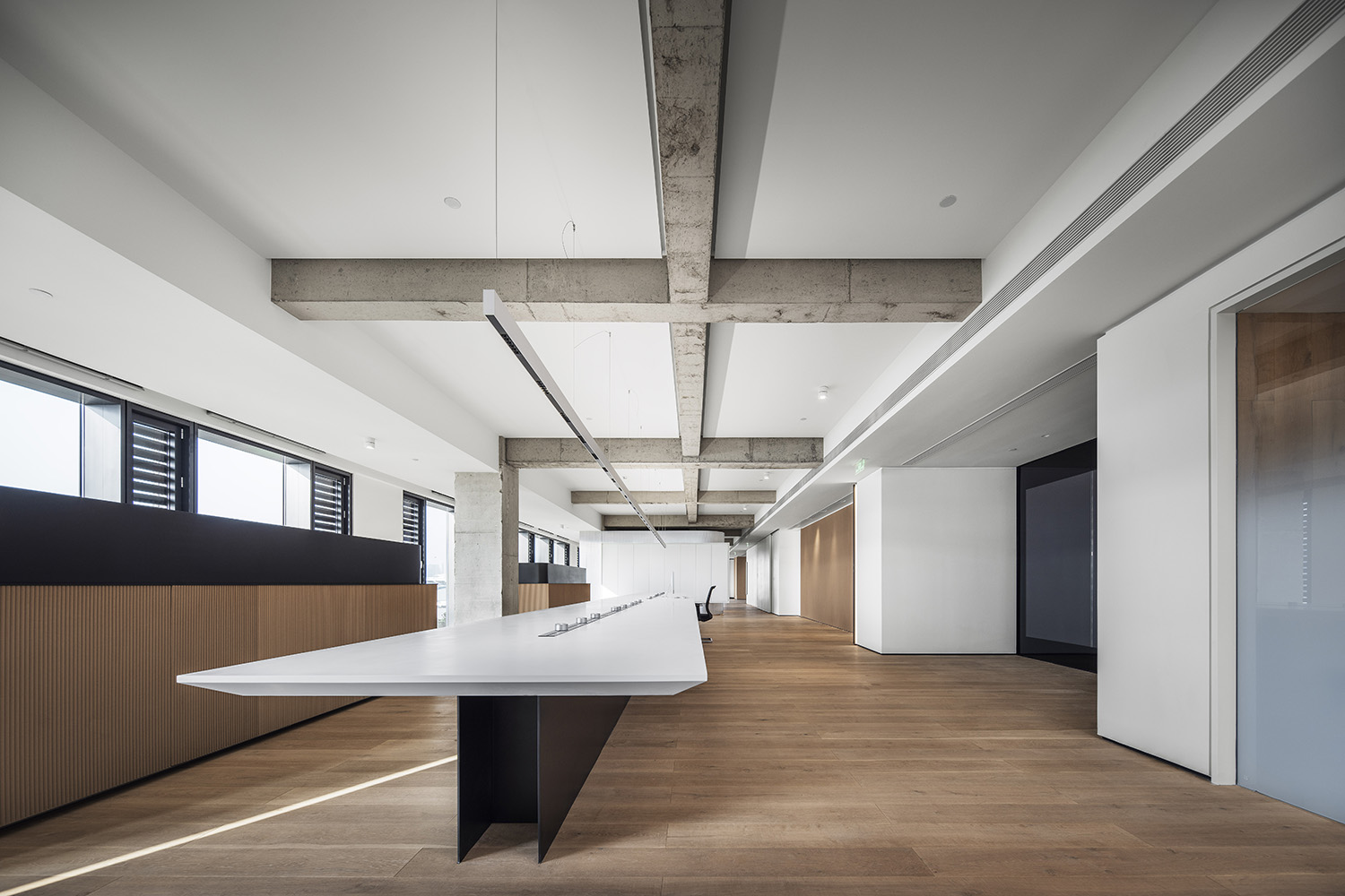 鄭州辦公室設(shè)計(jì)公司推薦凌笛辦公空間裝修案例(圖8) hzldbgs-11.jpg