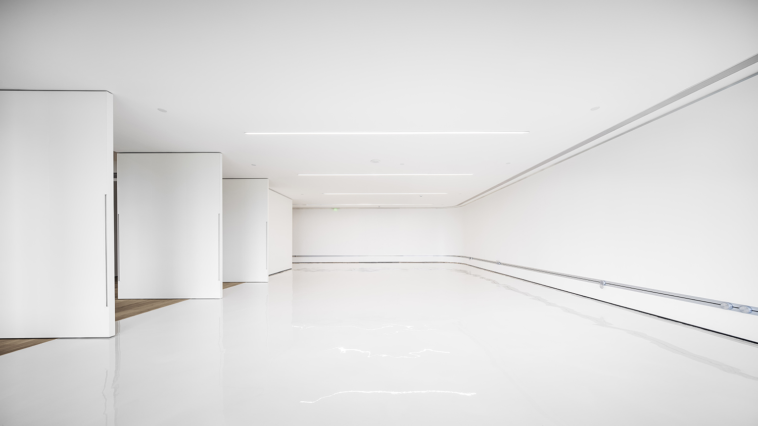 鄭州辦公室設(shè)計(jì)公司推薦凌笛辦公空間裝修案例(圖10) hzldbgs-15.jpg