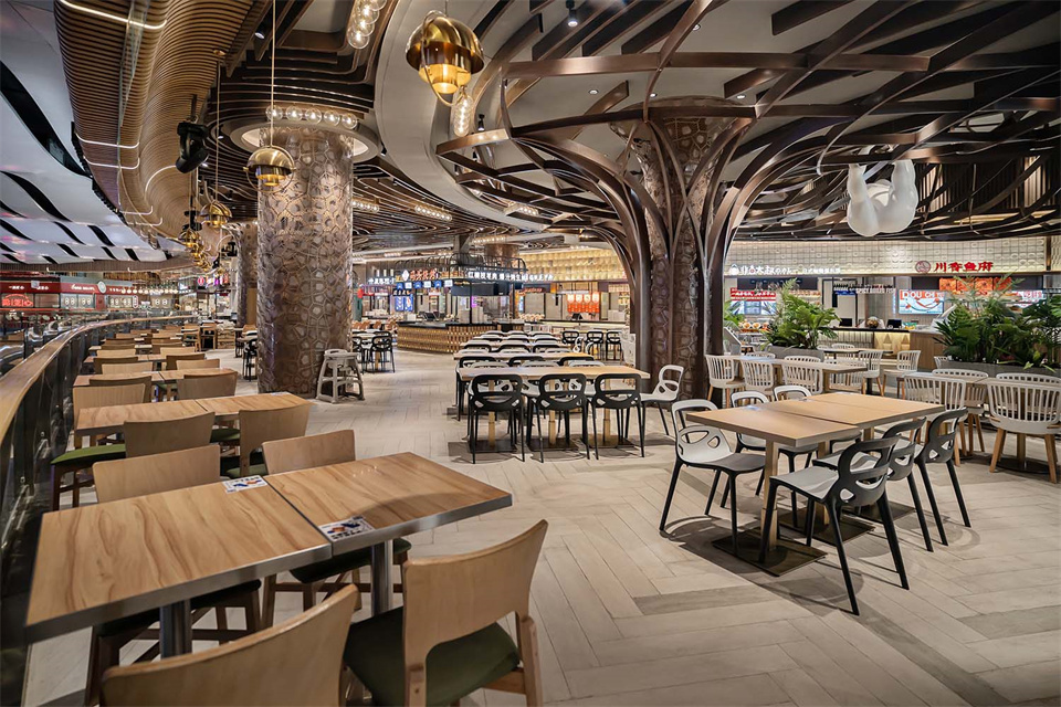 鄭州美食廣場設(shè)計公司食通天美食市集裝修案例(圖15) 鄭州美食廣場設(shè)計公司食通天美食市集裝修案例(圖15)