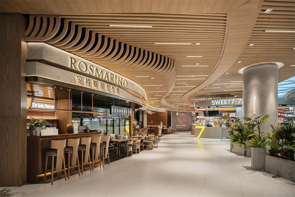 鄭州美食廣場設(shè)計公司食通天美食市集裝修案例(圖16) 鄭州美食廣場設(shè)計公司食通天美食市集裝修案例(圖16)