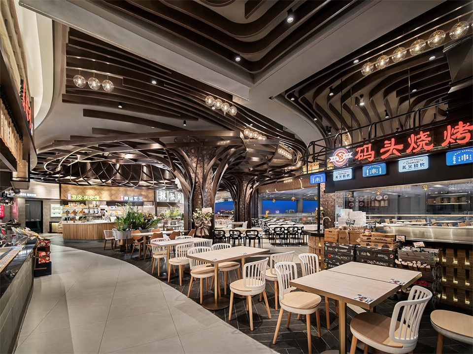 鄭州美食廣場設(shè)計公司食通天美食市集裝修案例(圖23) 鄭州美食廣場設(shè)計公司食通天美食市集裝修案例(圖23)