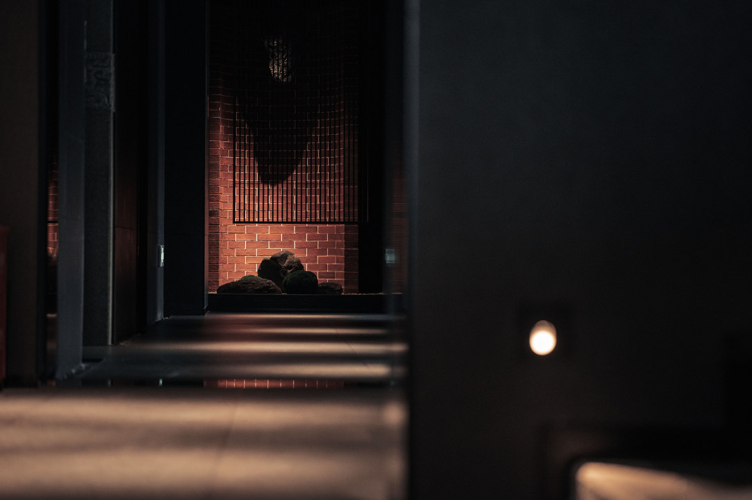 現(xiàn)代極簡(jiǎn)與中式混搭風(fēng)商務(wù)中餐廳裝修設(shè)計(jì)案例(圖7) 現(xiàn)代極簡(jiǎn)與中式混搭風(fēng)商務(wù)中餐廳裝修設(shè)計(jì)案例(圖7)