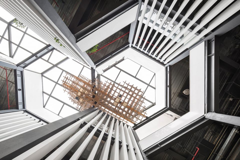 鄭州辦公室裝修公司馬蜂窩總部辦公裝修案例(圖5) DM_20220824154108_005.jpg