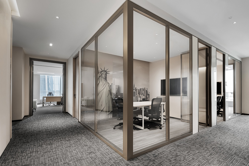 2000平現(xiàn)代大氣的正大僑商地產(chǎn)公司辦公室裝修(圖8) 2000平現(xiàn)代大氣的正大僑商地產(chǎn)公司辦公室裝修(圖8)