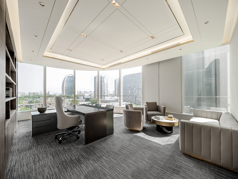 2000平現(xiàn)代大氣的正大僑商地產(chǎn)公司辦公室裝修(圖11) 2000平現(xiàn)代大氣的正大僑商地產(chǎn)公司辦公室裝修(圖11)