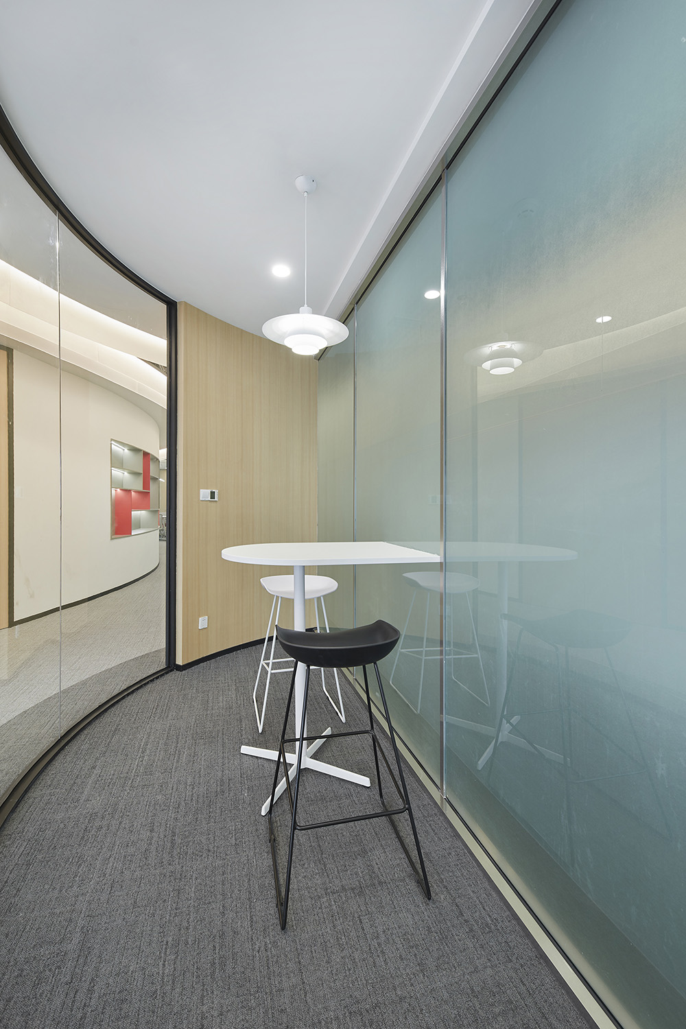 上海鳳凰網(wǎng)新媒體傳媒公司辦公室裝修設計案例(圖11) 上海鳳凰網(wǎng)新媒體傳媒公司辦公室裝修設計案例(圖11)