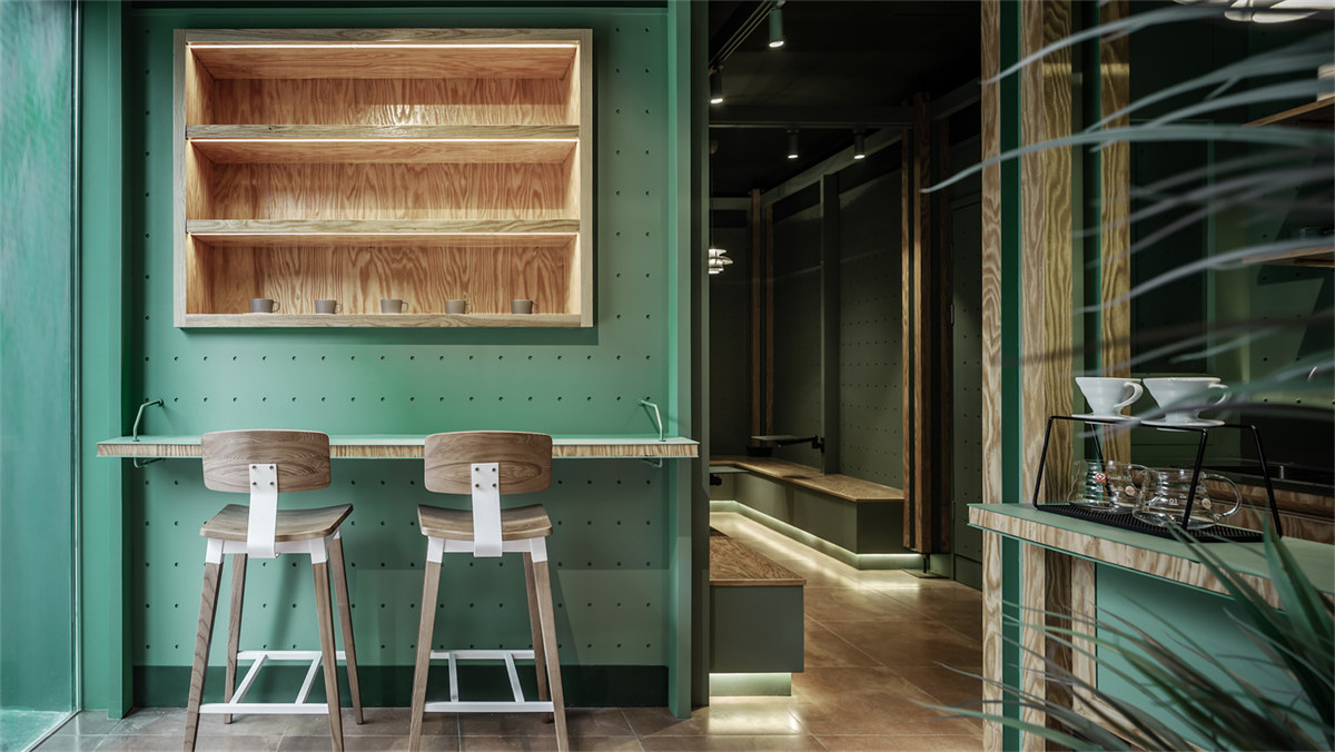 精品咖啡與酒吧的復(fù)合型餐飲空間設(shè)計(jì)案例(圖2) 精品咖啡與酒吧的復(fù)合型餐飲空間設(shè)計(jì)案例(圖2)