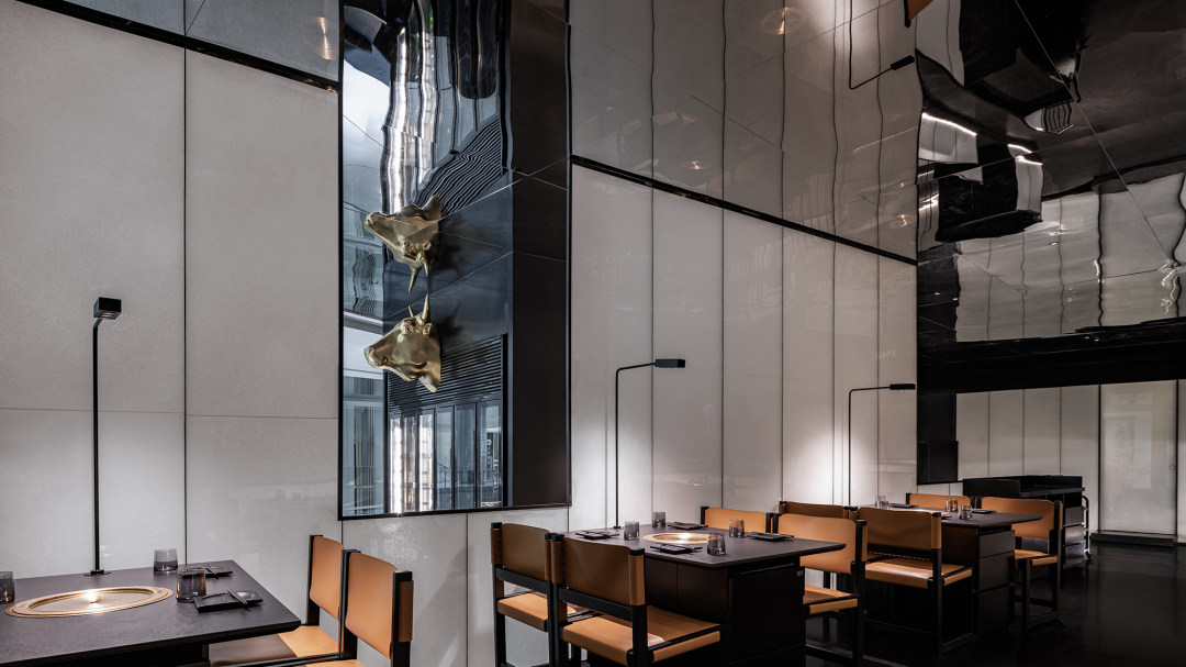 黑牛の店特色創(chuàng)意日式燒肉餐廳裝修設(shè)計(jì)(圖8) 黑牛の店特色創(chuàng)意日式燒肉餐廳裝修設(shè)計(jì)(圖8)