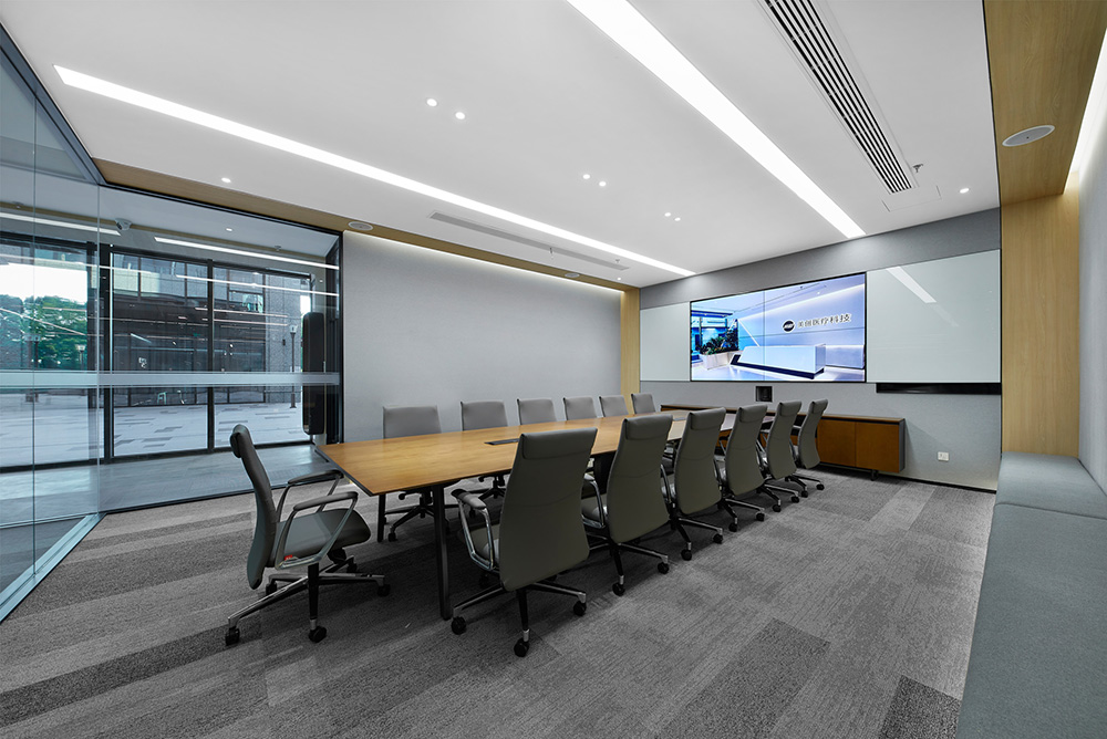 簡(jiǎn)約時(shí)尚的美創(chuàng)醫(yī)療科技公司辦公室裝修案例(圖9) 簡(jiǎn)約時(shí)尚的美創(chuàng)醫(yī)療科技公司辦公室裝修案例(圖9)