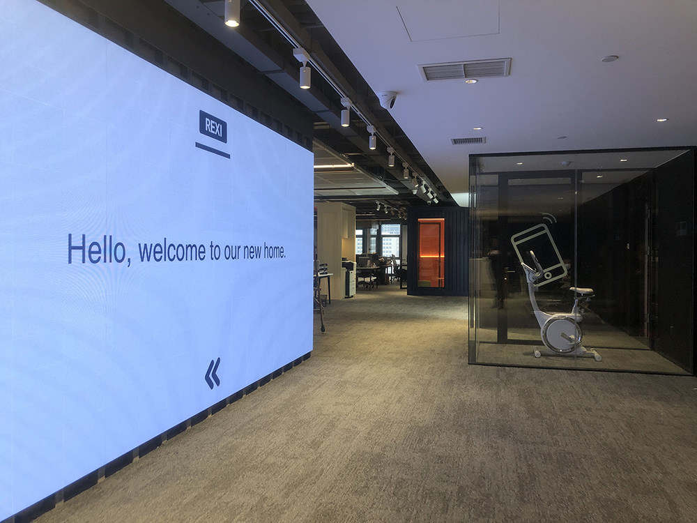 青島睿璽工業(yè)制造企業(yè)總部辦公室裝修設(shè)計(jì)(圖1) 青島睿璽工業(yè)制造企業(yè)總部辦公室裝修設(shè)計(jì)(圖1)