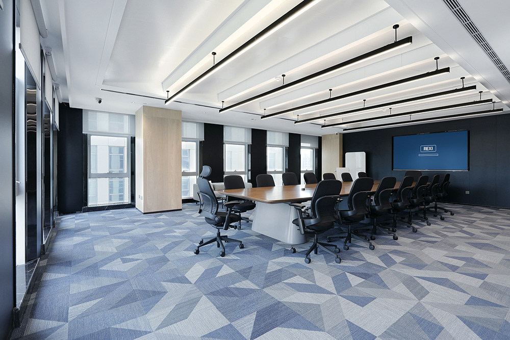 青島睿璽工業(yè)制造企業(yè)總部辦公室裝修設(shè)計(jì)(圖9) 青島睿璽工業(yè)制造企業(yè)總部辦公室裝修設(shè)計(jì)(圖9)