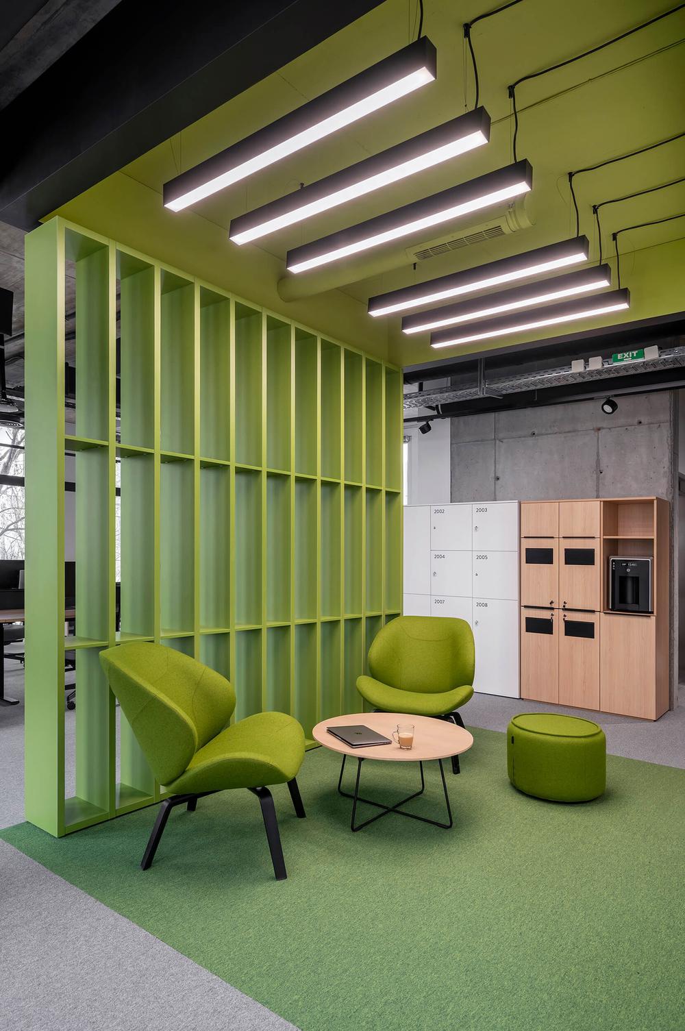 1300平清新工業(yè)風科技公司辦公室裝修設計(圖2) 1300平清新工業(yè)風科技公司辦公室裝修設計(圖2)