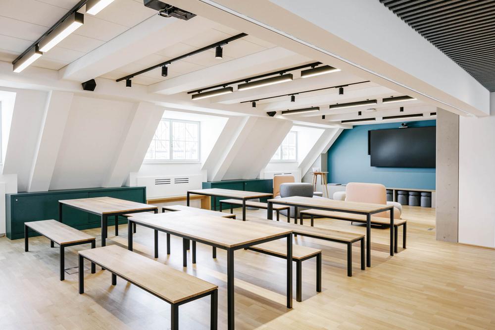 青春活力的商務(wù)科技公司辦公室裝修設(shè)計(jì)方案(圖12) 青春活力的商務(wù)科技公司辦公室裝修設(shè)計(jì)方案(圖12)