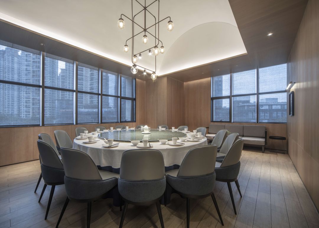 鄭州餐飲設(shè)計(jì)推薦79號(hào)漁船連鎖海鮮餐廳裝修案例(圖10) 鄭州餐飲設(shè)計(jì)推薦79號(hào)漁船連鎖海鮮餐廳裝修案例(圖10)