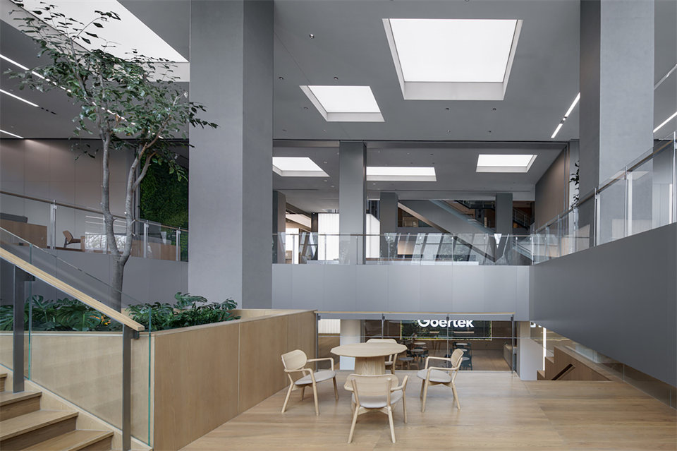 歌爾全球研發(fā)總部辦公樓公共空間裝修設(shè)計(jì)方案(圖12) 歌爾全球研發(fā)總部辦公樓公共空間裝修設(shè)計(jì)方案(圖12)