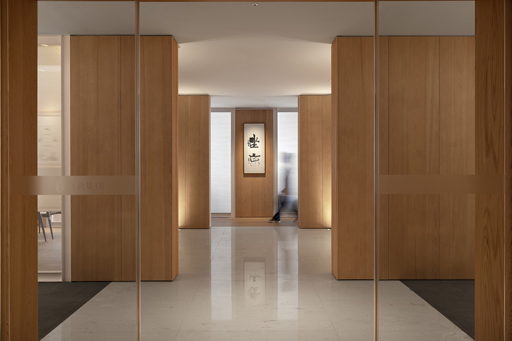 現(xiàn)代東方美學 熹茗集團辦公總部設計方案(圖5) 現(xiàn)代東方美學 熹茗集團辦公總部設計方案(圖5)