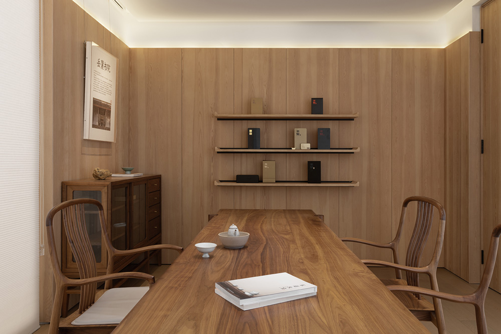 現(xiàn)代東方美學 熹茗集團辦公總部設計方案(圖12) 現(xiàn)代東方美學 熹茗集團辦公總部設計方案(圖12)