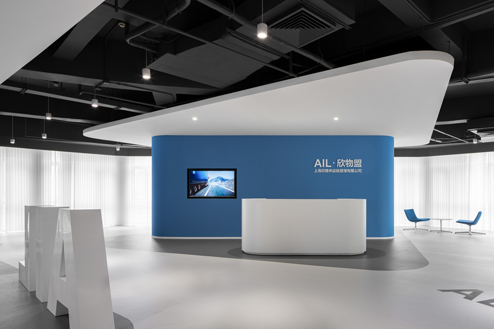 極簡(jiǎn)工業(yè)風(fēng)智慧物流公司辦公室裝修設(shè)計(jì)案例(圖1) 極簡(jiǎn)工業(yè)風(fēng)智慧物流公司辦公室裝修設(shè)計(jì)案例(圖1)