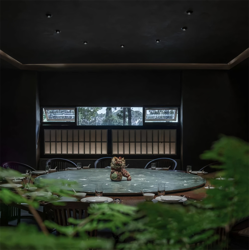 鄭州中餐廳裝修推薦江上隱東方美學中餐廳設計(圖2) 鄭州中餐廳裝修推薦江上隱東方美學中餐廳設計(圖2)