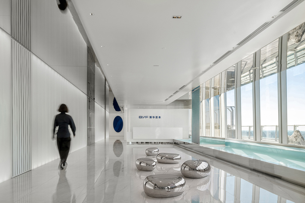 1800平開闊明亮的金融公司辦公室裝修設(shè)計(jì)方案(圖2) 1800平開闊明亮的金融公司辦公室裝修設(shè)計(jì)方案(圖2)