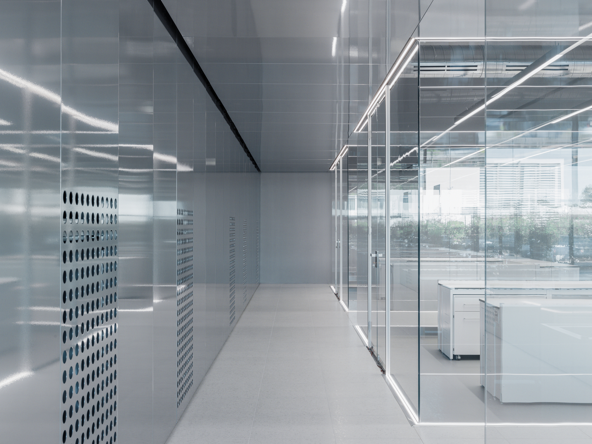 大氣明亮的國(guó)外醫(yī)藥公司辦公室裝修設(shè)計(jì)方案(圖5) 大氣明亮的國(guó)外醫(yī)藥公司辦公室裝修設(shè)計(jì)方案(圖5)