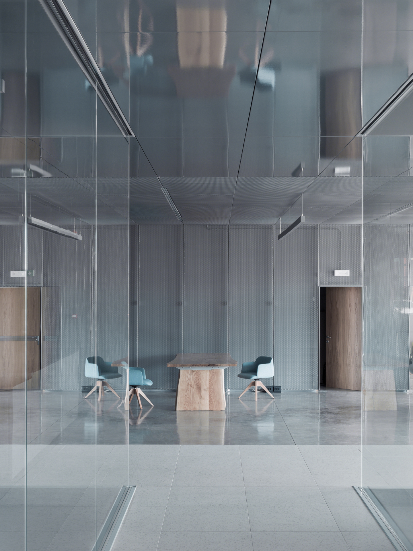 大氣明亮的國(guó)外醫(yī)藥公司辦公室裝修設(shè)計(jì)方案(圖8) 大氣明亮的國(guó)外醫(yī)藥公司辦公室裝修設(shè)計(jì)方案(圖8)