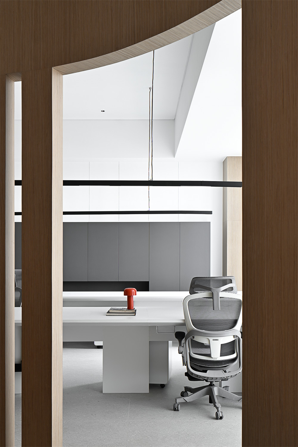 300平極簡風富力中心辦公室裝修設計方案(圖10) 300平極簡風富力中心辦公室裝修設計方案(圖10)