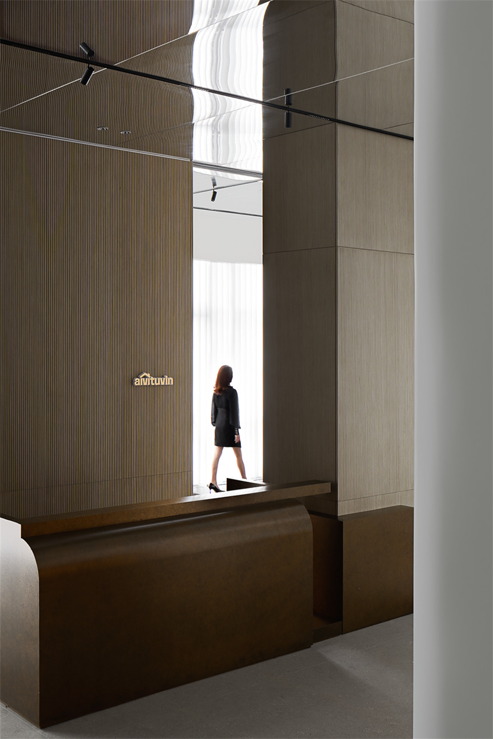 300平極簡風富力中心辦公室裝修設計方案(圖1) 300平極簡風富力中心辦公室裝修設計方案(圖1)