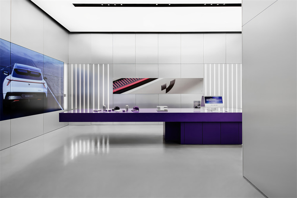 上海集度智能化數(shù)字科技展廳裝修設計方案(圖3) 上海集度智能化數(shù)字科技展廳裝修設計方案(圖3)